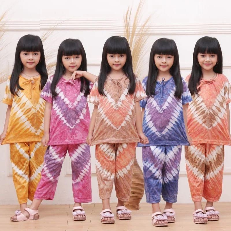 Setelan Baju Kaos Anak Perempuan CP motif Pelangi Lengan Pendek Celana Panjang