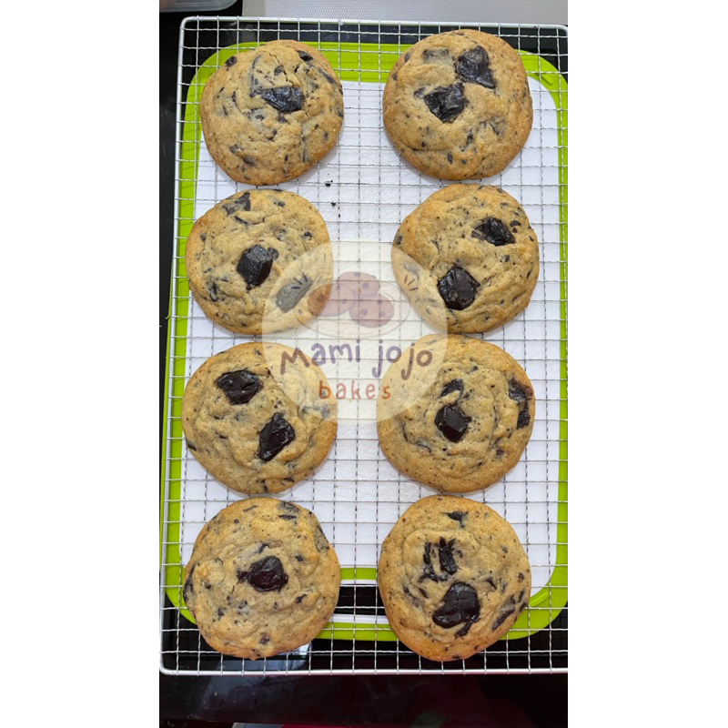 

Soft chocolate chip cookies Full Butter by Mami Jojo Bakes