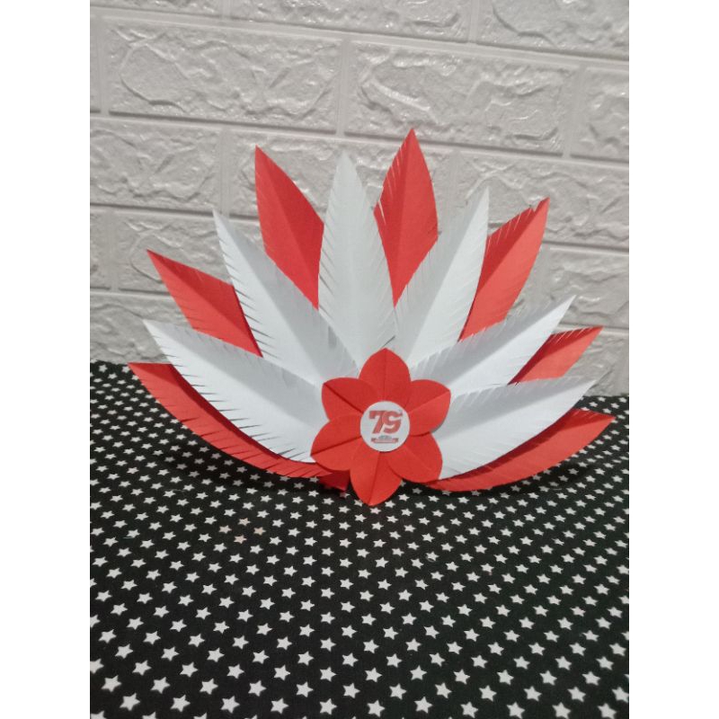 Mahkota Karnaval Agustusan Merah Putih