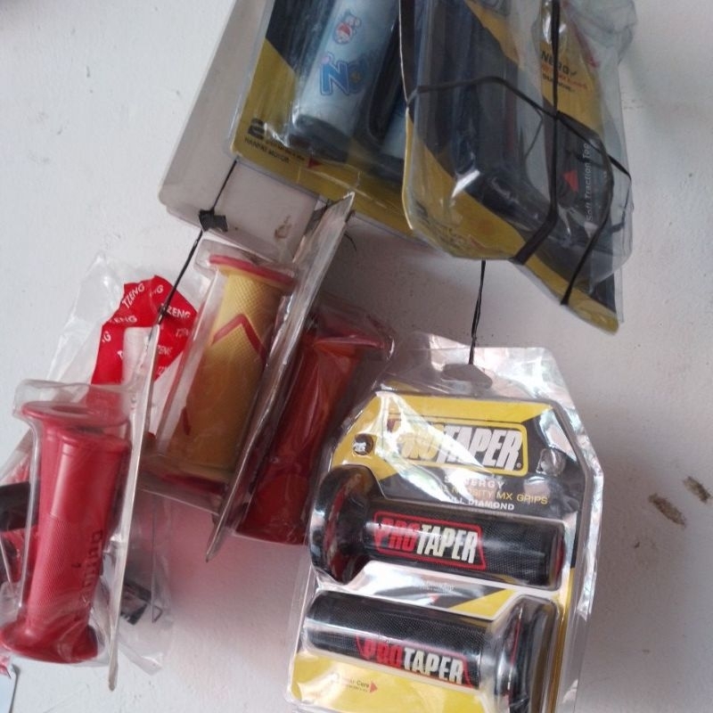 alas karpet beat-handgrip handfat gas seronsong gas sepasang,pipa gas plastick dalam grip gas duduka