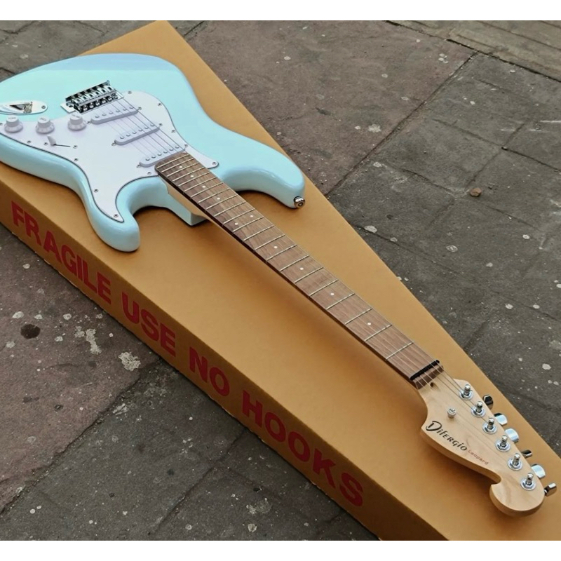 GITAR ELEKTRIK LISTRIK ORIGINAL DIFERGIO no FENDER STRATOCASTER  TERMURAH INDONESIA MERDEKA