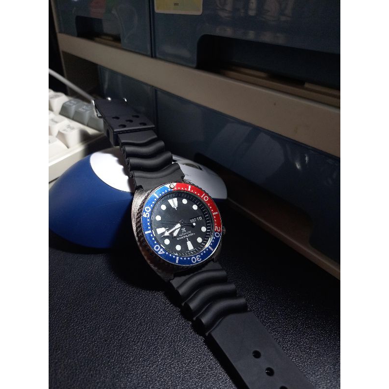 SOLD Seiko Turtle Pepsi Mod 7019