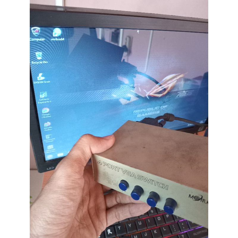 VGA Switch 4 Port