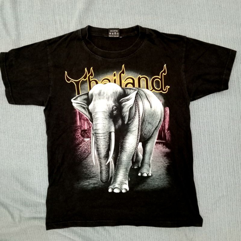 Kaos Hitam Original dari THAILAND