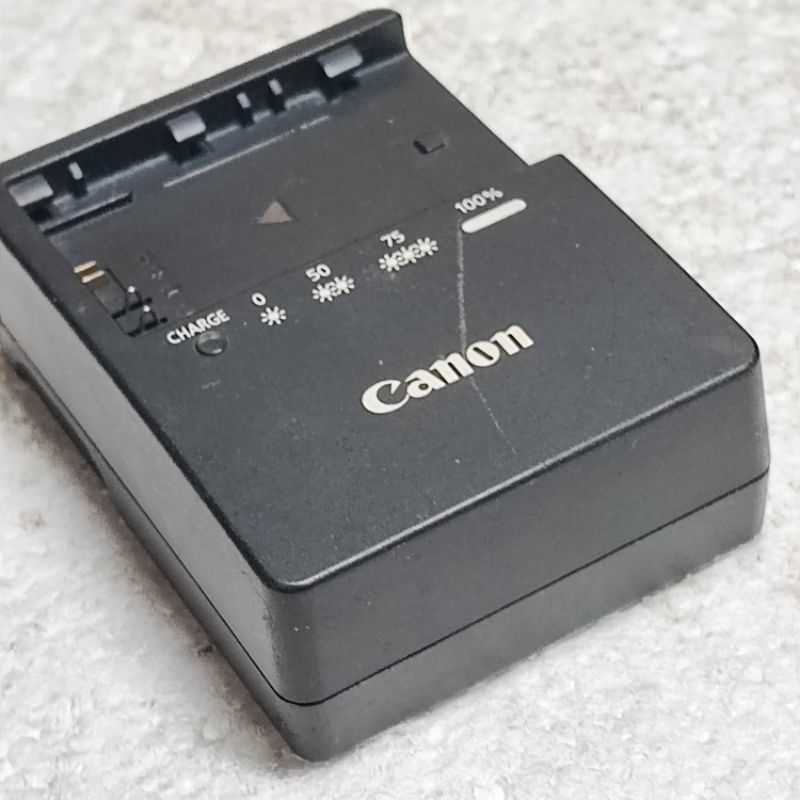 Camera Battery Charger CANON LC-E6E original