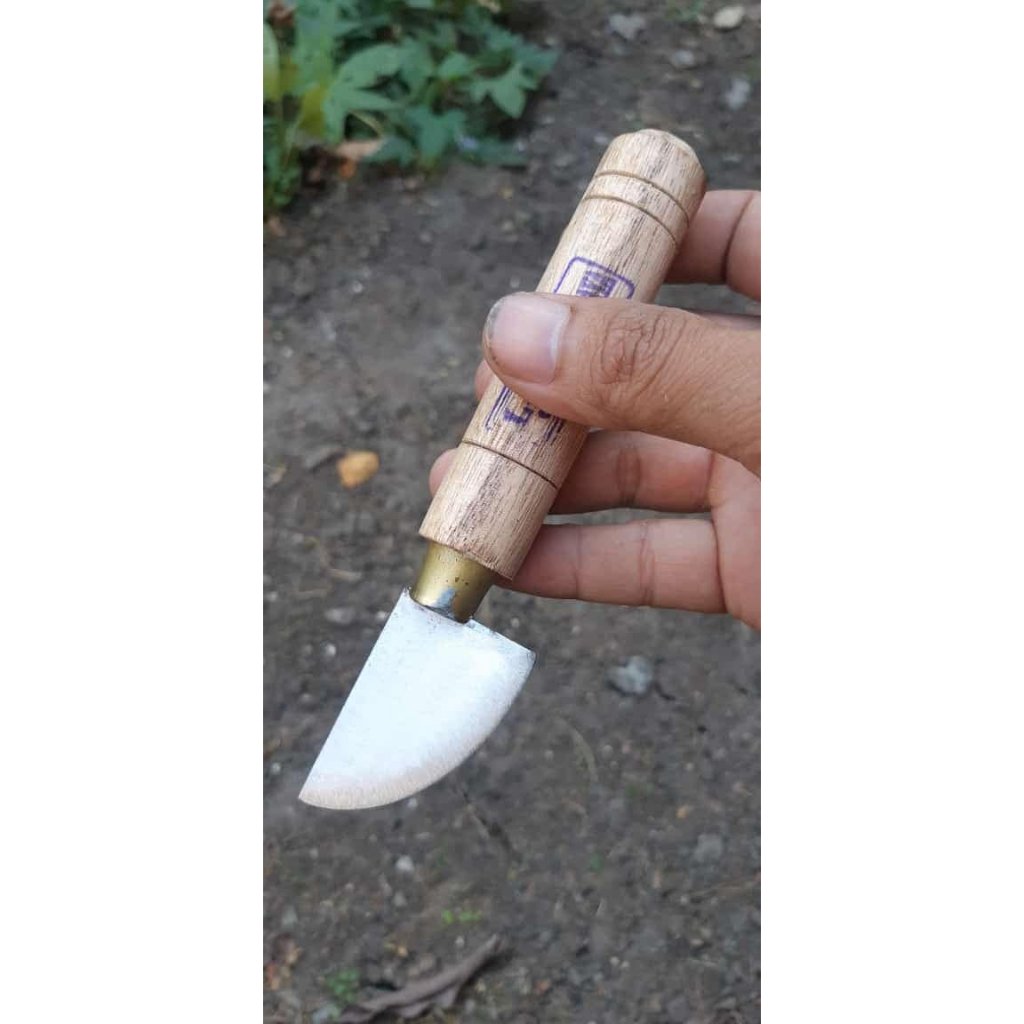 Pisau Raut Bambu Layangan dan Taji Ayam Bahan Baja
