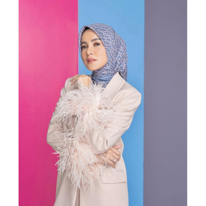 Hijab stylish/Autogram Series dari Ayu by Ayu Lestari x Olla Ramlan