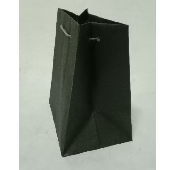 

Paperbag R5 hitam 18x12x22