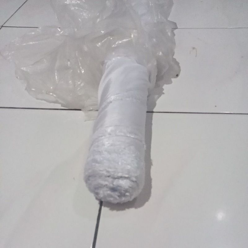 KAIN PELES PUTIH