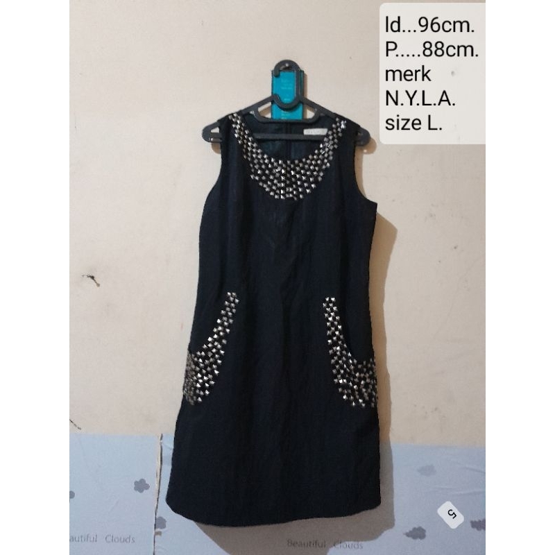 dress cewek merk N.Y.L.A. size L.