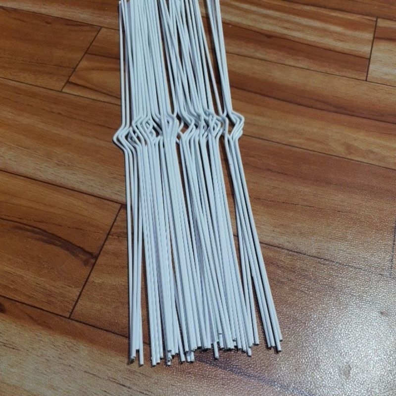 

kawat omega, hanger calender gantung, dinding 32cm 100pcs