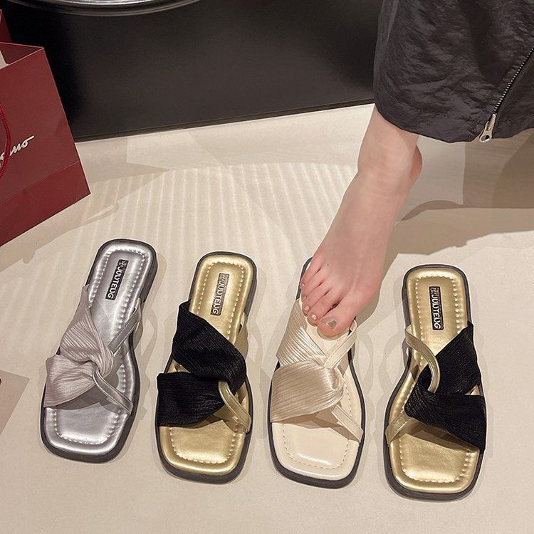 Sandal Wanita Elegan Kain Satin