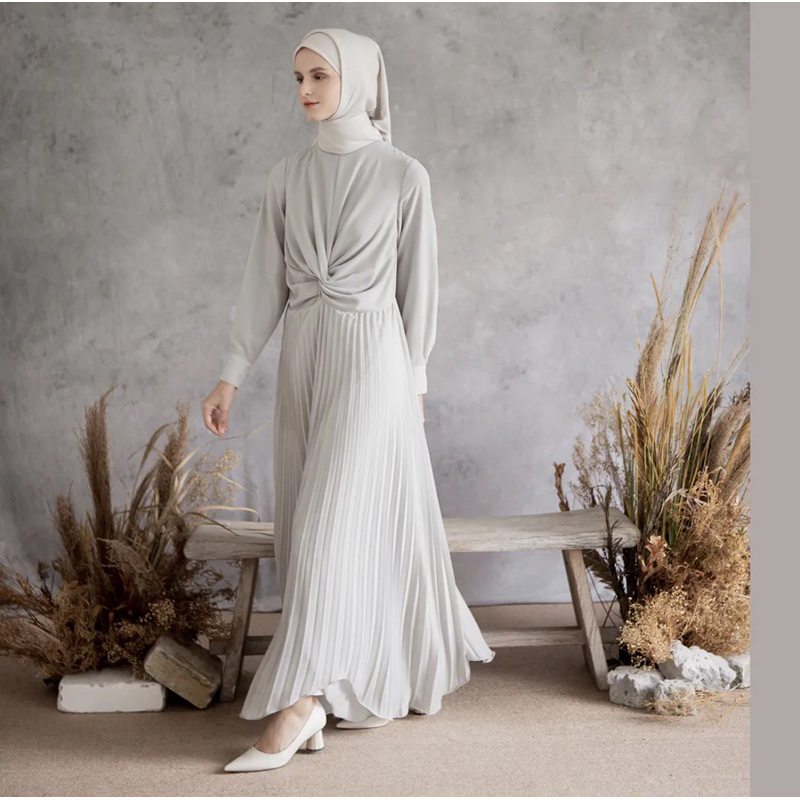 ASKA LABEL CREAM GAMIS WANITA PANJANG