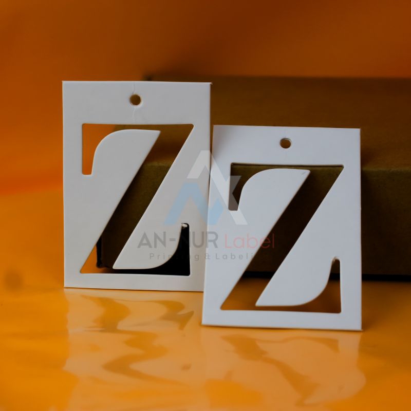 

~24.000pcs HANGTAG TEBAL 700GSM/2,000Lusin [ COSTUME ] hangtag premium/Laminasi doff/bahan ivory lembut/costume produk/free dsain#HANGTAG TEBAL#700GSM#2,000lusin