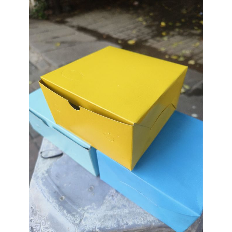 

Snack Box Kue Basah/Kue Subuh /Jajanan Pasar Tradisional