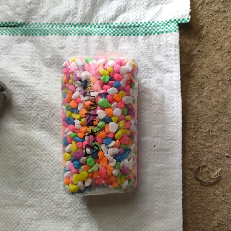 Batu warna warni Taiwan hiasan aquarium 1000 gram /batu hiasan pot tanaman  batu koral warna warni