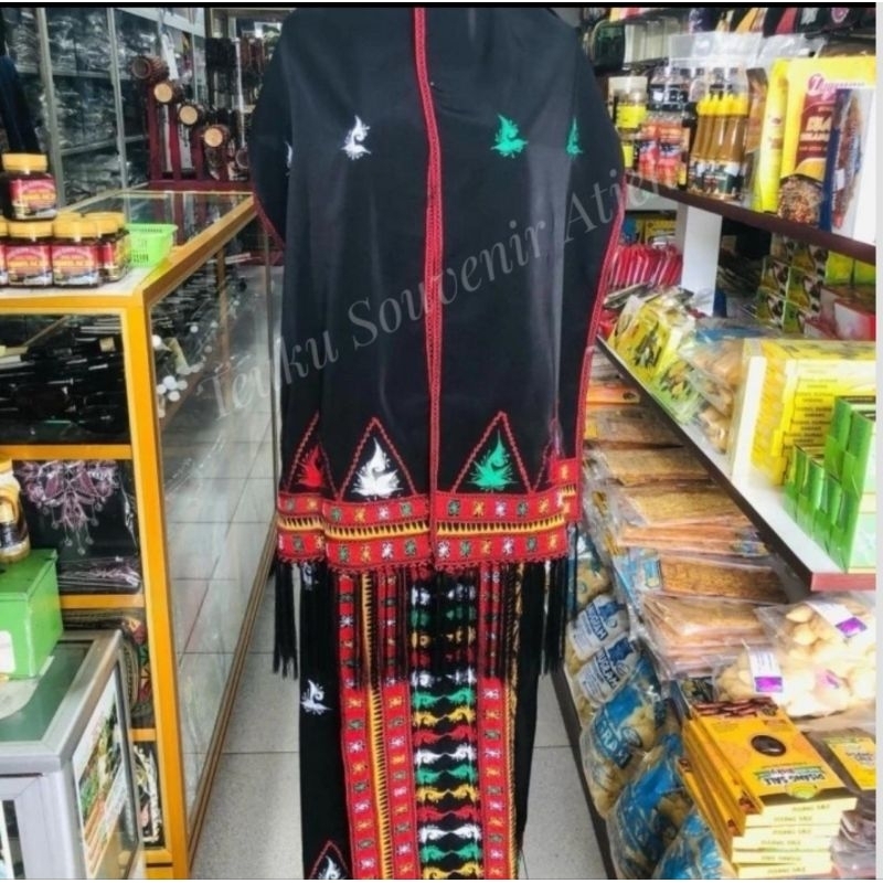 Kain Bordiran Khas Aceh Motif Pucuk Rebung dan Bunga Seulanga