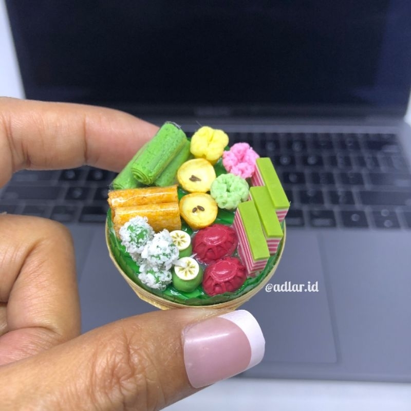 MINIATUR MAGNET TEMPELAN KULKAS SOUVENIR JAJANAN KUE TRADISIONAL TAMPAH