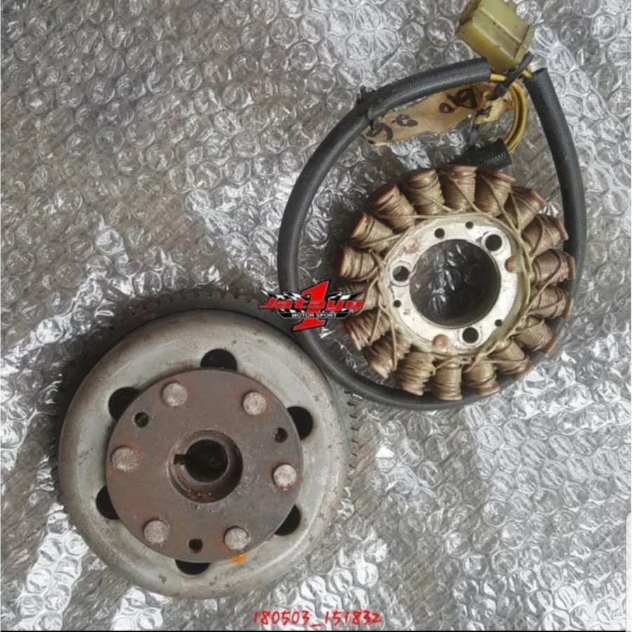 magnet sepul spul generator APRILIA RS125 rs 125 diablo 151832 J7