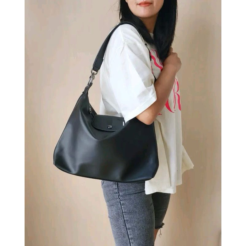 HOBO BAG LEATHER LCHMP