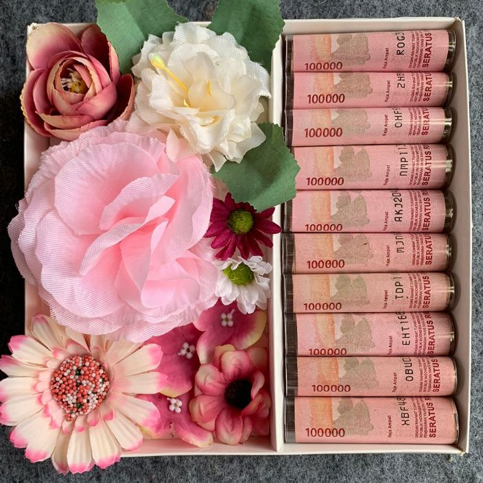 Buket Uang Asli Pecahan 50rb dan 100rb / Money Bouquet / Bucket Uang Wisuda, Ulang Tahun, Pernikahan