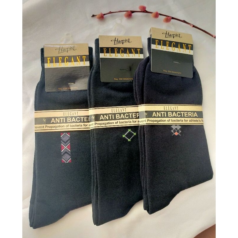 Kaos kaki pria kantoran / kaos kaki hitam panjang sebetis