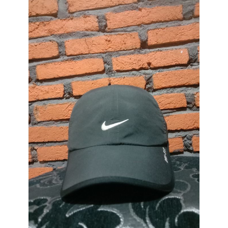 Topi Nike Dri Fit Second Original cap Model Baseball buat casual dan olahraga Warna abu-abu pekat ba