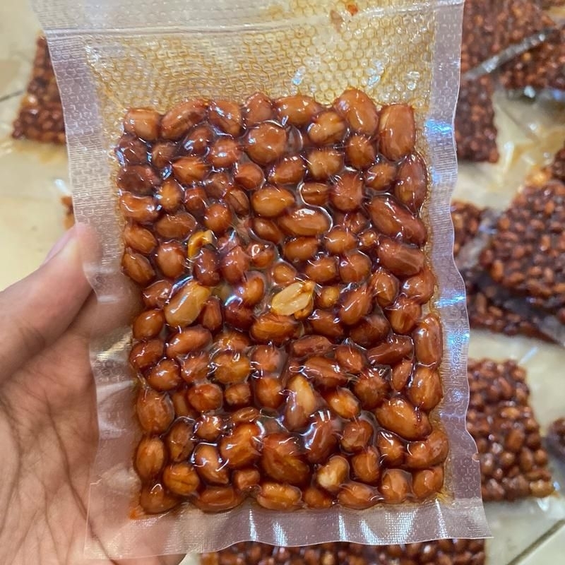 

KACANG BALADO pedas manis Tanpa pengawet berat 50gr,100gr,200gr