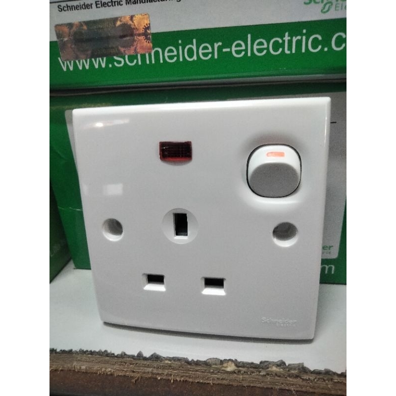 Stop Kontak AC Classik Schneider