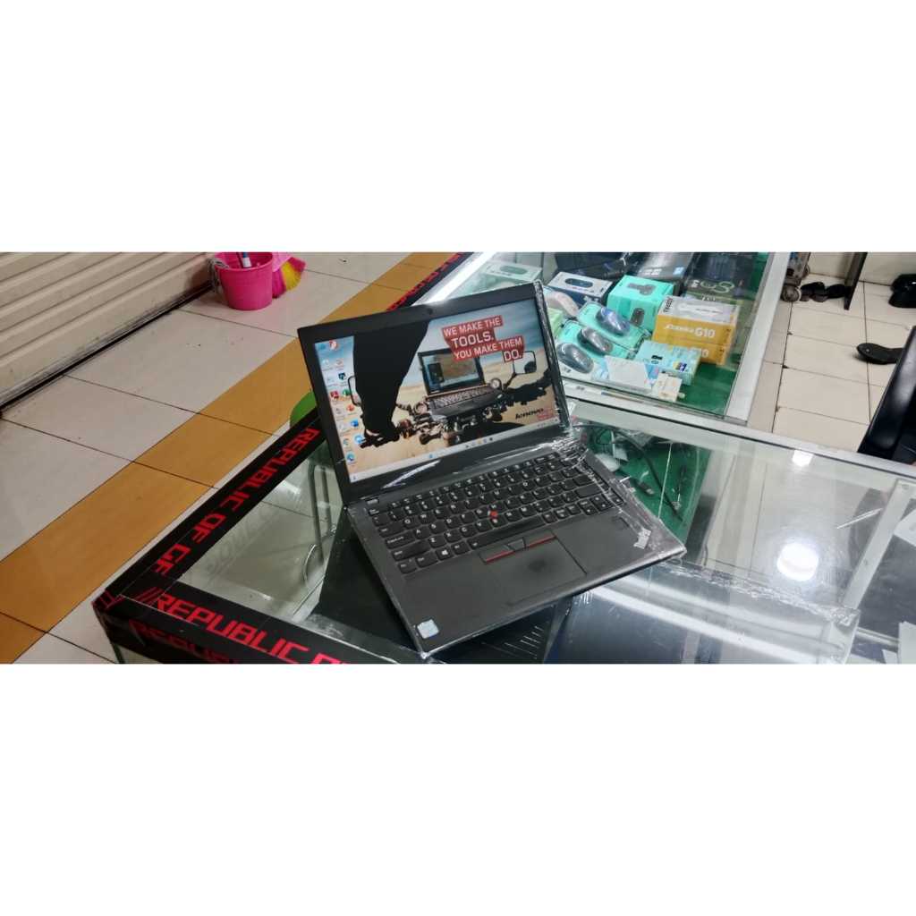 laptop leptop second thinkpad x270  Core i7 gen 7 Ram 8gb  Ssd 256 gb
