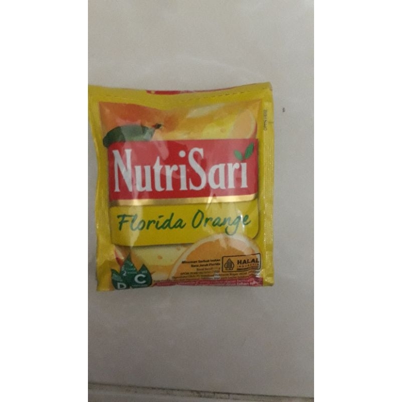 

Nutrisari Renteng isi 5 Sachet