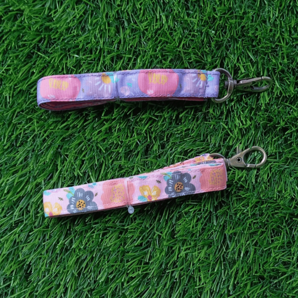 

Aneka Lanyard motif Limited Edition dari mamayaya.project