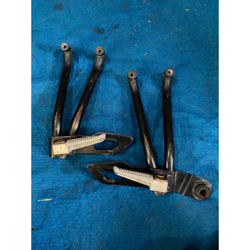 Footstep step pijakan kaki belakang yamaha r15 v2 original