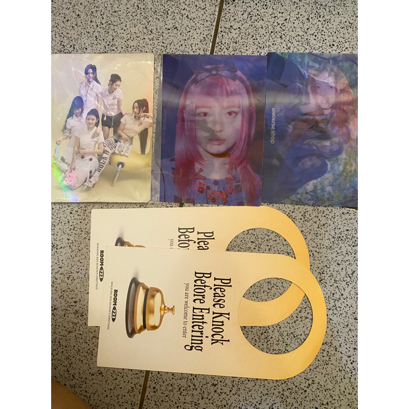 NEWJEANS INCLUSIONS SSG 23 SEASON GREETING POB WEVERSE SHOP GET UP OMG ALBUM DOOR HANGER HANNI HYEIN