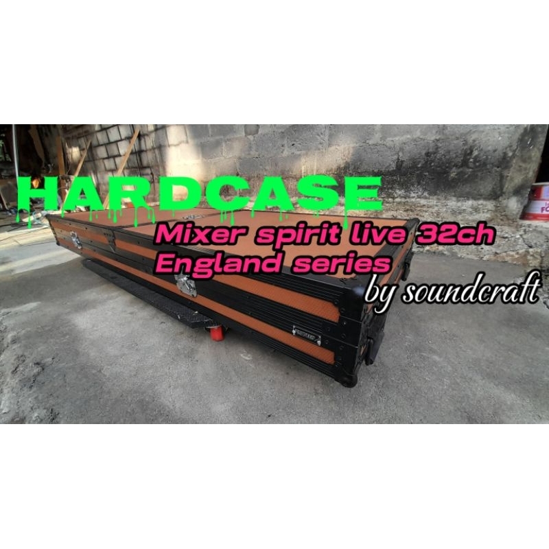 Hardcase Mixer Spirit 32ch LiVe 4 England series by soundcraft