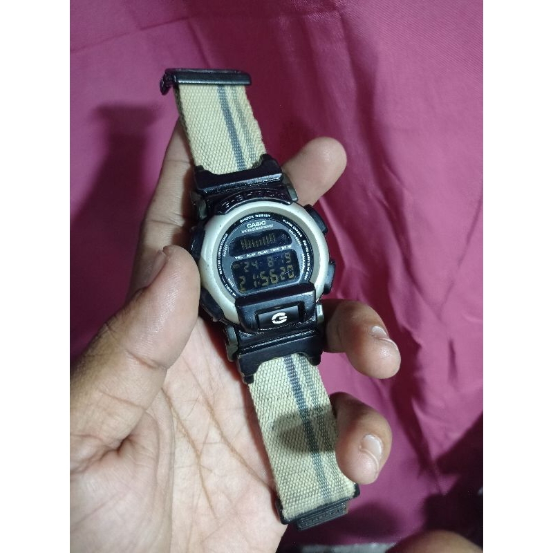 Casio gshock dw003
