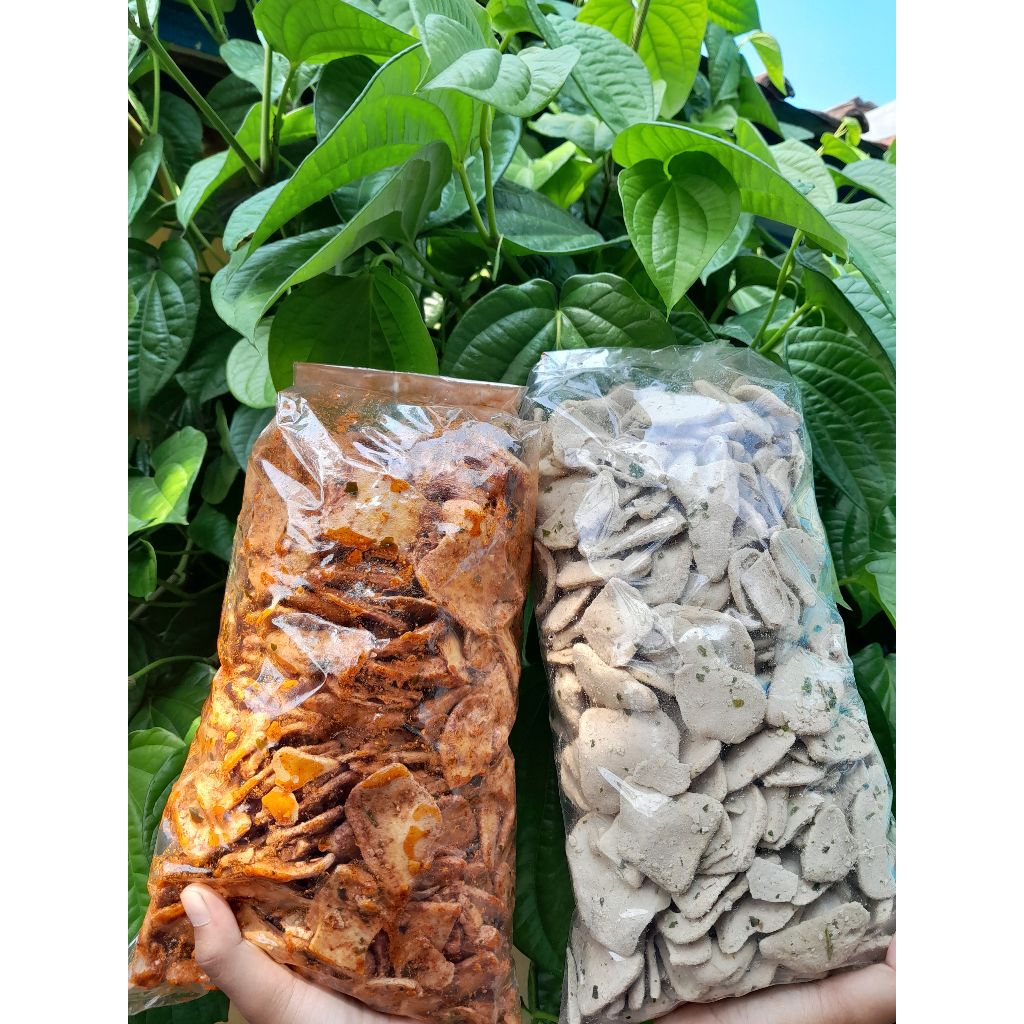 

Basreng Koin 1kg Pedas Daun Jeruk / Basreng Bulat Pedas Melimpah