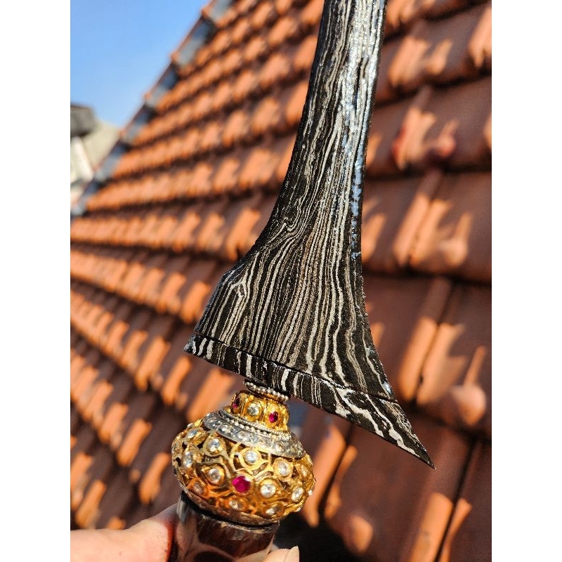 Pusaka keris brojol istimewa