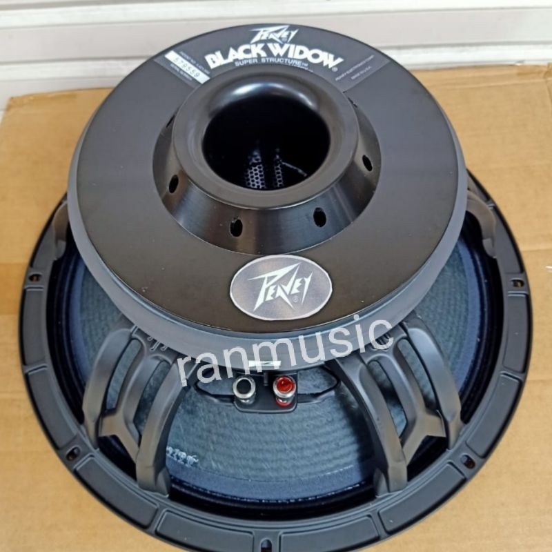 SPEAKER KOMPONEN SUBWOOFER BLACK WIDOW 18 INCH