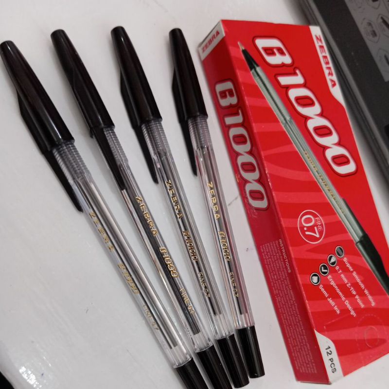 

12 pcs pulpen/pena 0,7mm zebra B1000