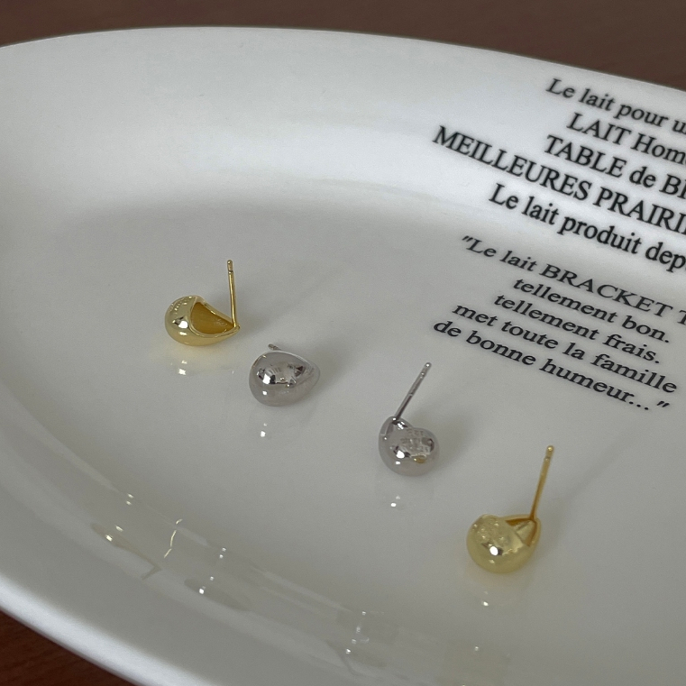 Ear Partner Anting tetesan air kecil wanita jarum perak 925 Gaya baru 2026 Desain sederhana dan unik