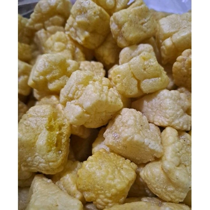 

Kerupuk Dadu