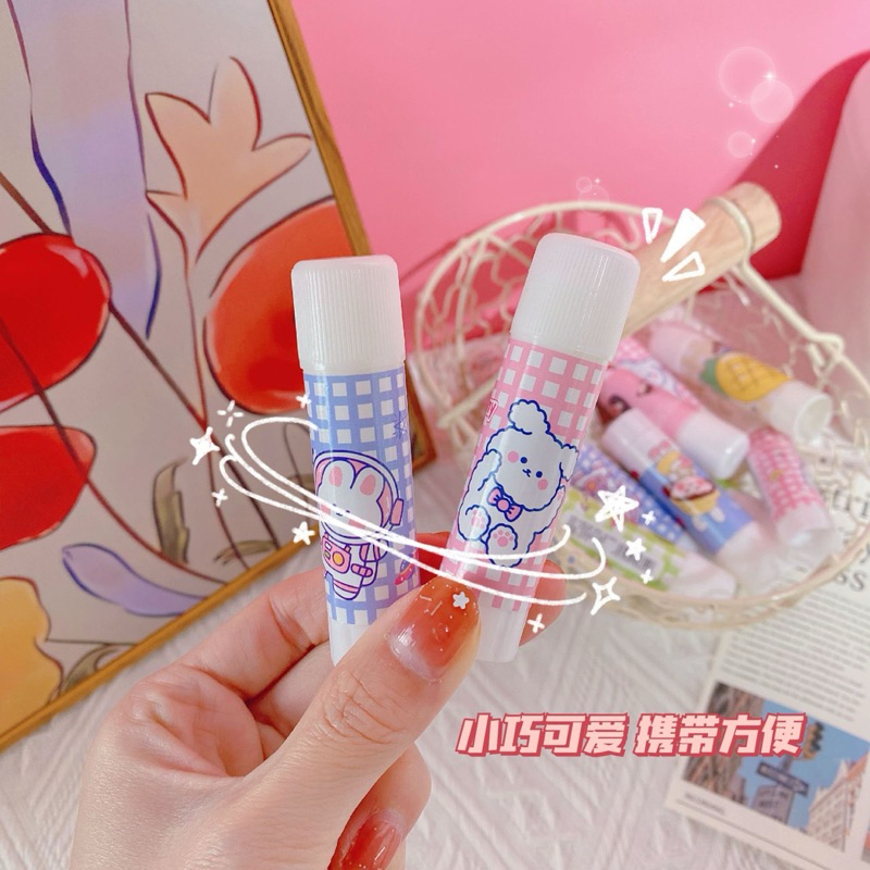 

GLUE STICK MOTIF KARAKTER LUCU 15 GR