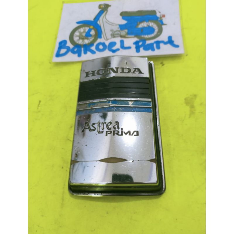 emblem logo panel dada cover tutup depan honda astrea prima