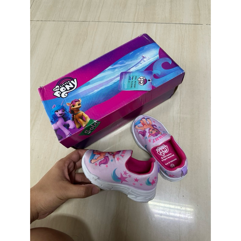 sepatu anak Little Pony (sports station)