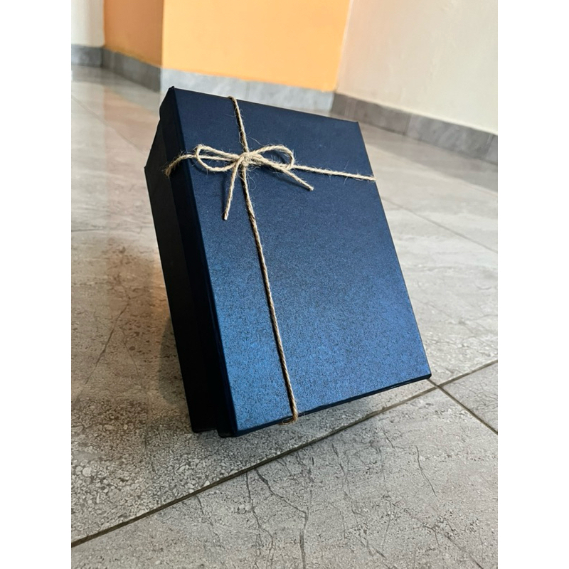 

Kotak kado/Hardbox/Giftbox/Hampers uk 20x15x8cm