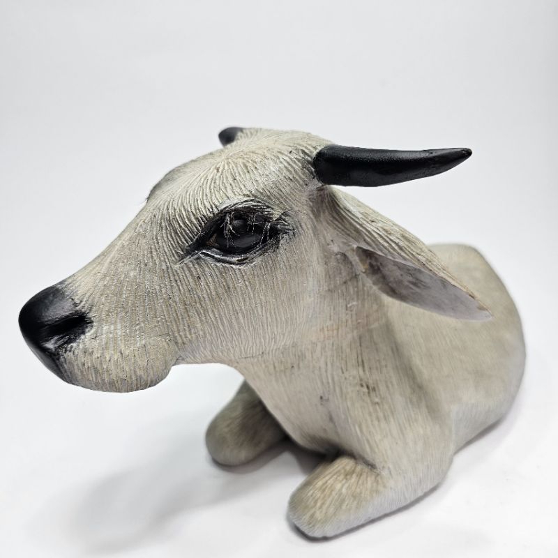 Miniatur Patung Sapi Kayu Jati
