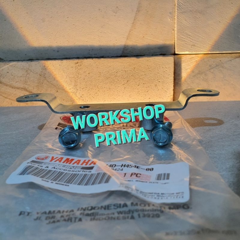 besi plat breket dudukan pegangan plat nomer nomor depan nopol tameng dasi mio soul 14d ori ygp