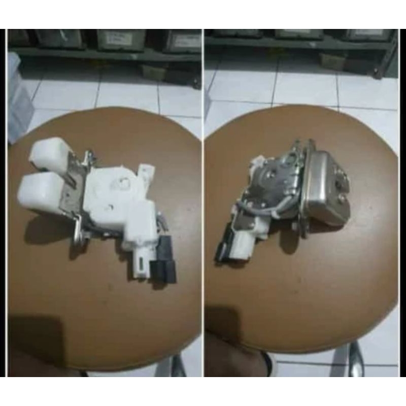 Door lock bagasi toyota agya,alya,sigra,calya original