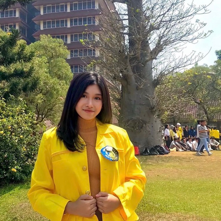 KF7  224 Alamamater Jakun UI Universitas Indonesia  Orinal UI Merch